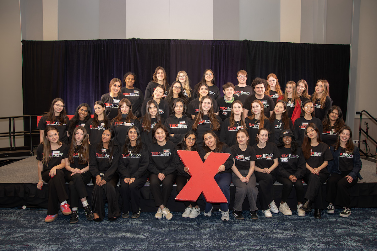 photo of volunteers